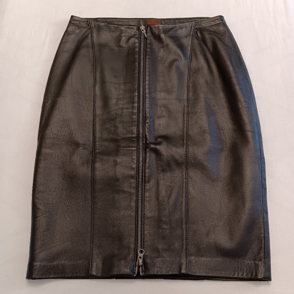 Danier Leather‎ Skirt - Size 2